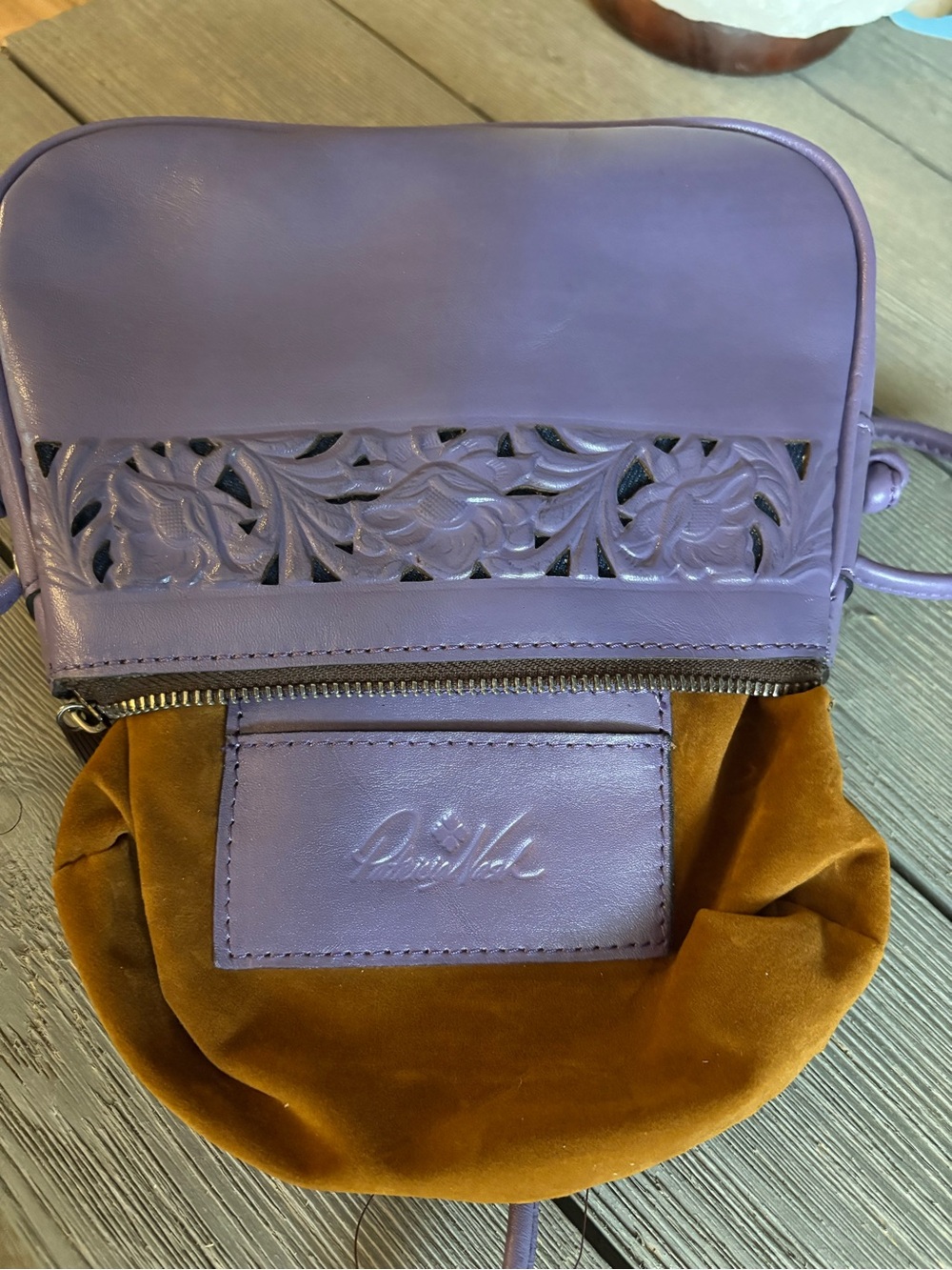 NWOT Patricia Nash Leather Crossbody - Picture 7 of 15